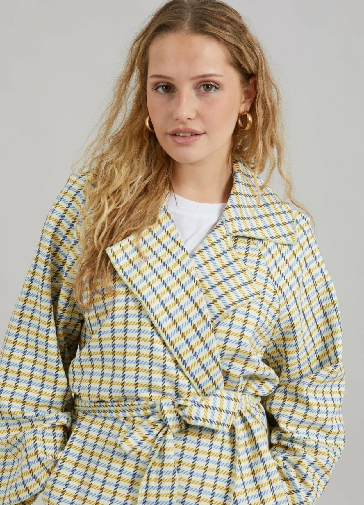 Coat W. Checkered Pattern