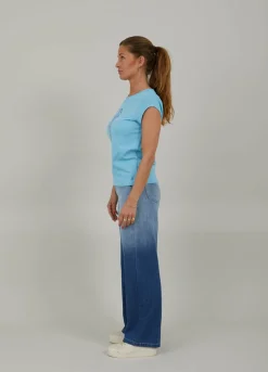 Flow Wing Tee