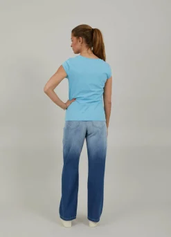 Flow Wing Tee