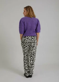 Knit W. Puff Sleeves