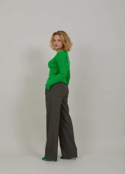 Knit With Heart Shape Neck