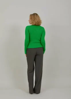 Knit With Heart Shape Neck