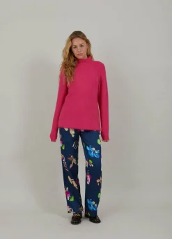 Knit With High Neck