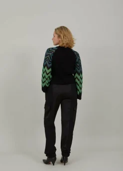 Knit With Multicolor Sleeves