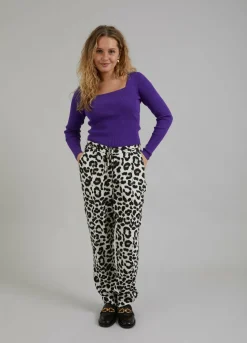 Leo Print Trousers