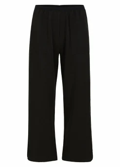 Pants With Wide Legs