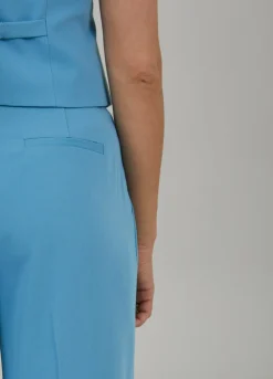 Pants With Wide Legs
