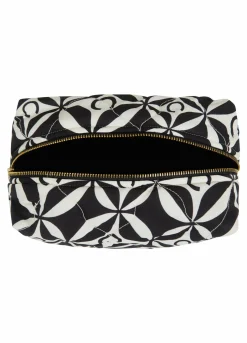 Quiltet Make-Up Bag