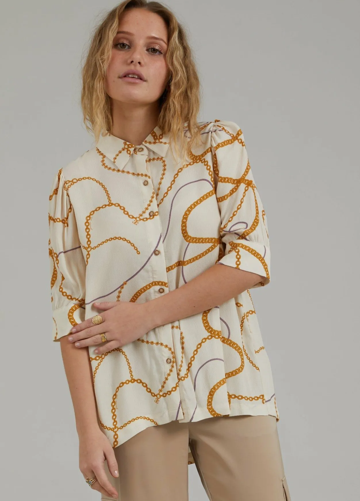 Shirt W. Chain Print And 3/4 Length Sleeves