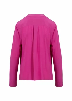 Shirt W. Pleats