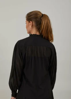 Wide Fit Shirt With Ruffels